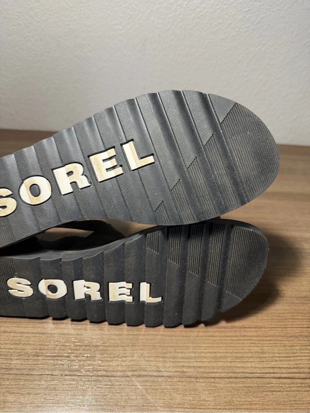 Sorel Ella II Sandal in Black Leather